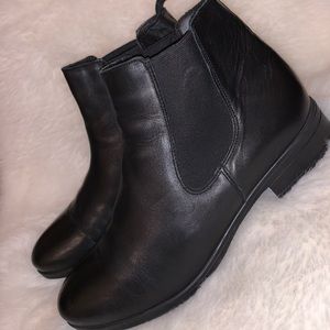 ALDO Chelsea Boots, Size 9